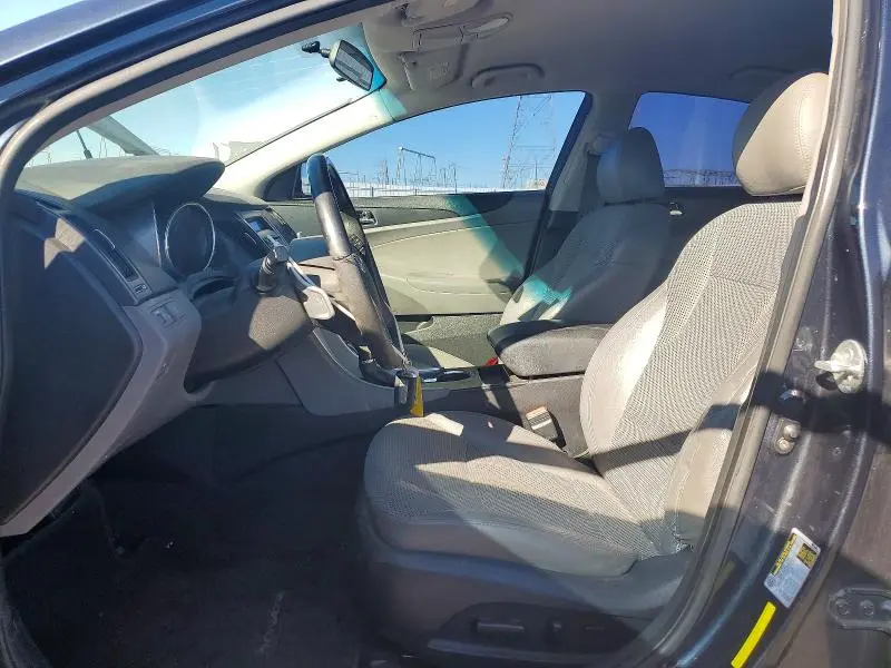 2011 HYUNDAI SONATA SE  