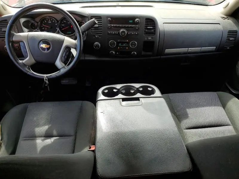 2011 CHEVROLET SILVERADO K1500 LT  