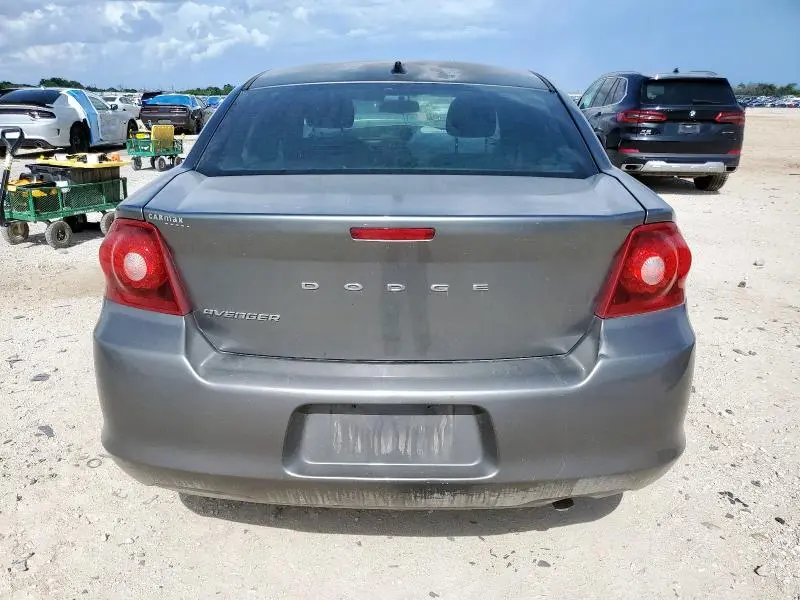 2013 DODGE AVENGER SE  
