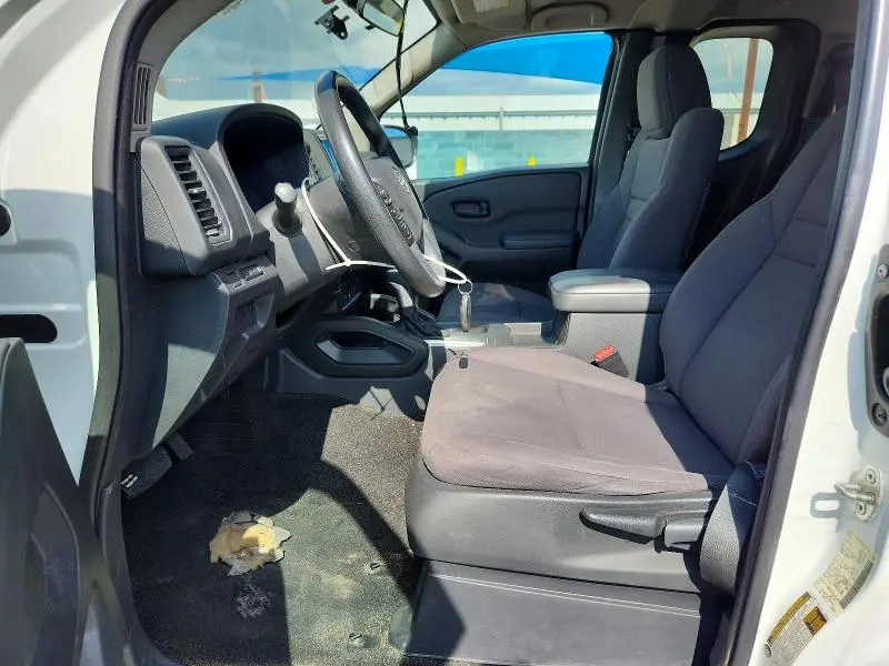 2022 NISSAN FRONTIER S  