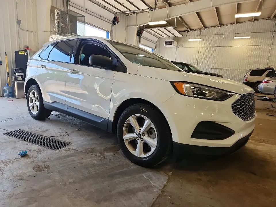 2024 FORD EDGE SE  