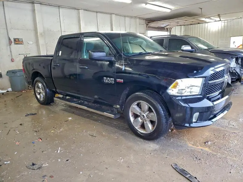 2014 RAM 1500 ST  