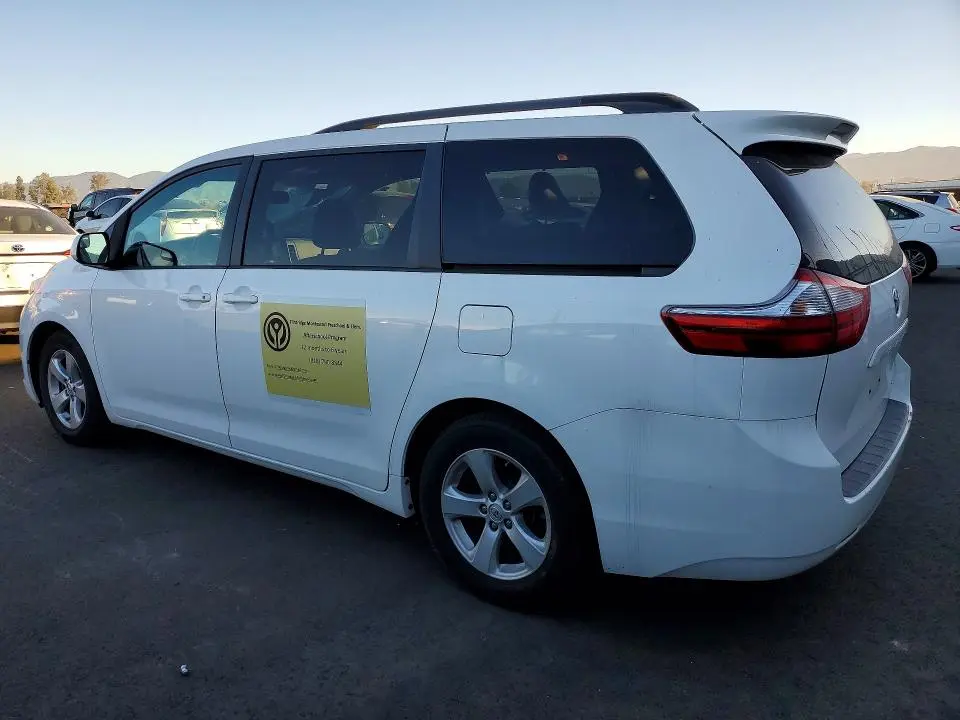 2016 TOYOTA SIENNA LE 8-PASSENGER  