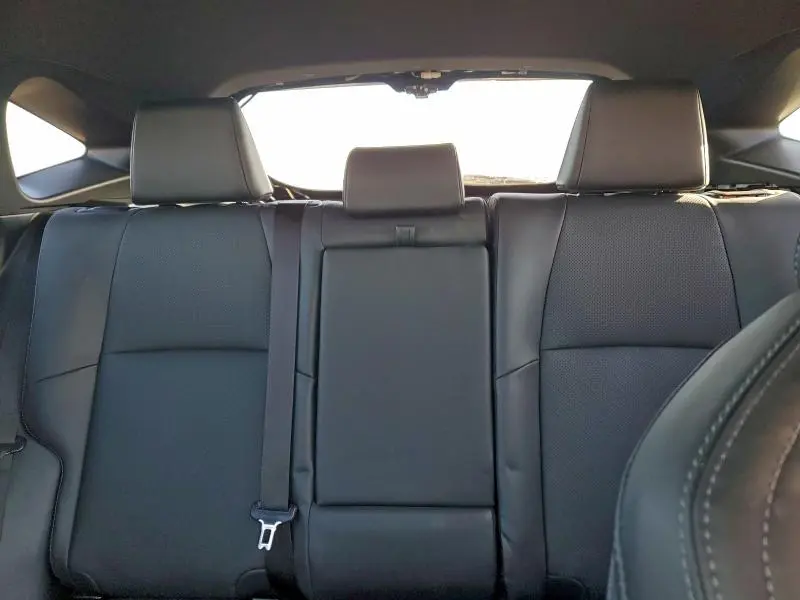 2023 TOYOTA VENZA LE  