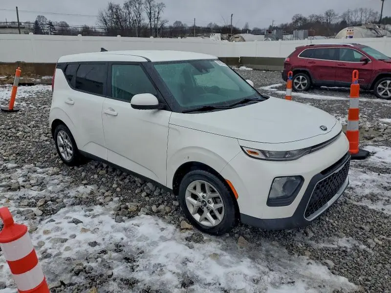 2020 KIA SOUL LX  