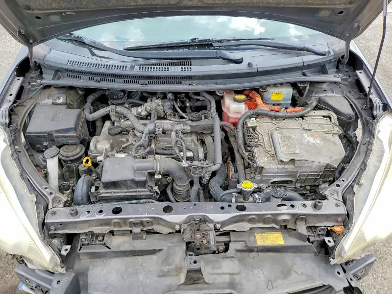 2013 TOYOTA PRIUS C THREE  