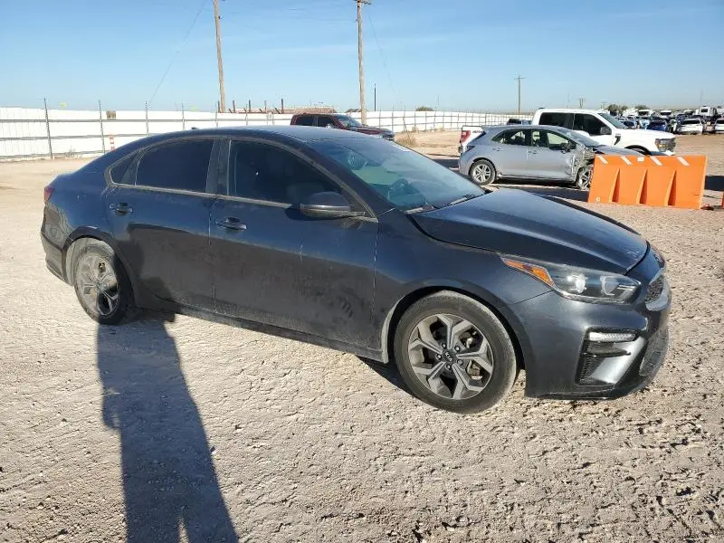 2021 KIA FORTE FE  