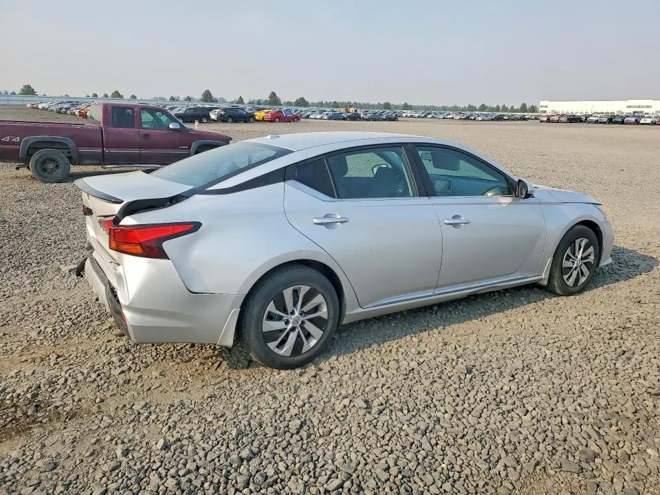 2020 NISSAN ALTIMA S  