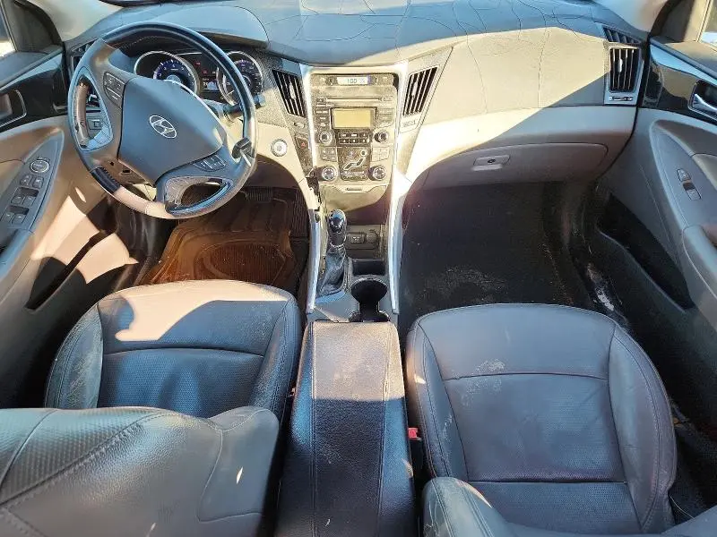 2013 HYUNDAI SONATA SE  