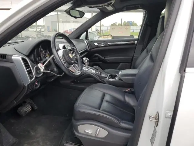 2016 PORSCHE CAYENNE   