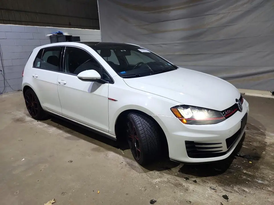 2017 VOLKSWAGEN GTI S/SE  