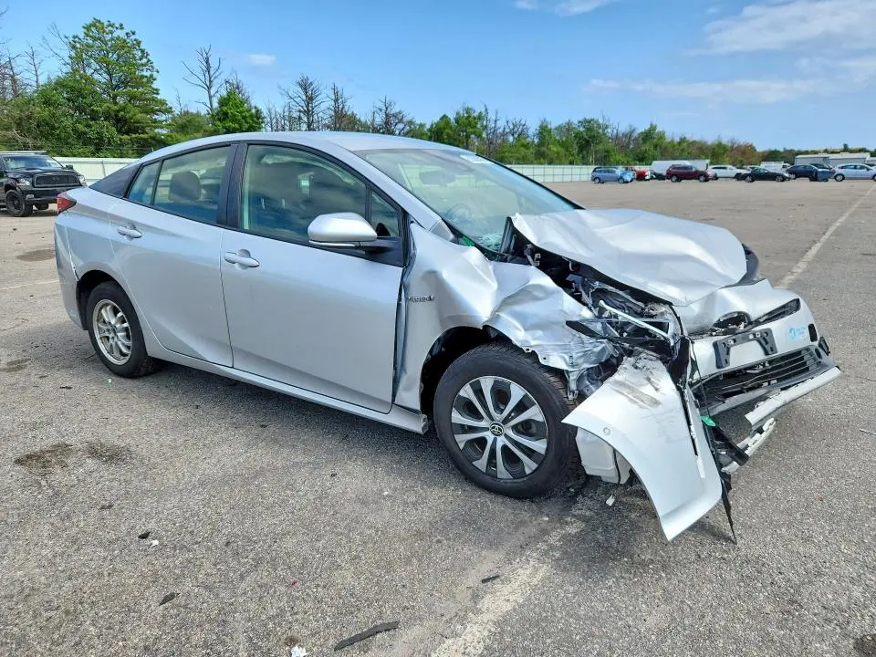2021 TOYOTA PRIUS LE AWD-E  