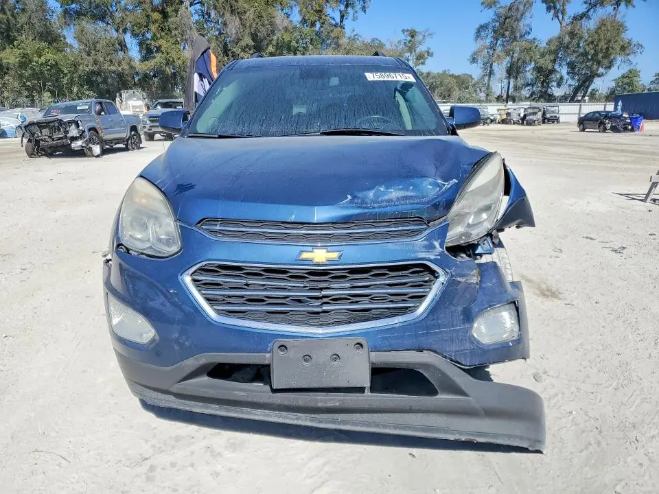 2017 CHEVROLET EQUINOX LT  