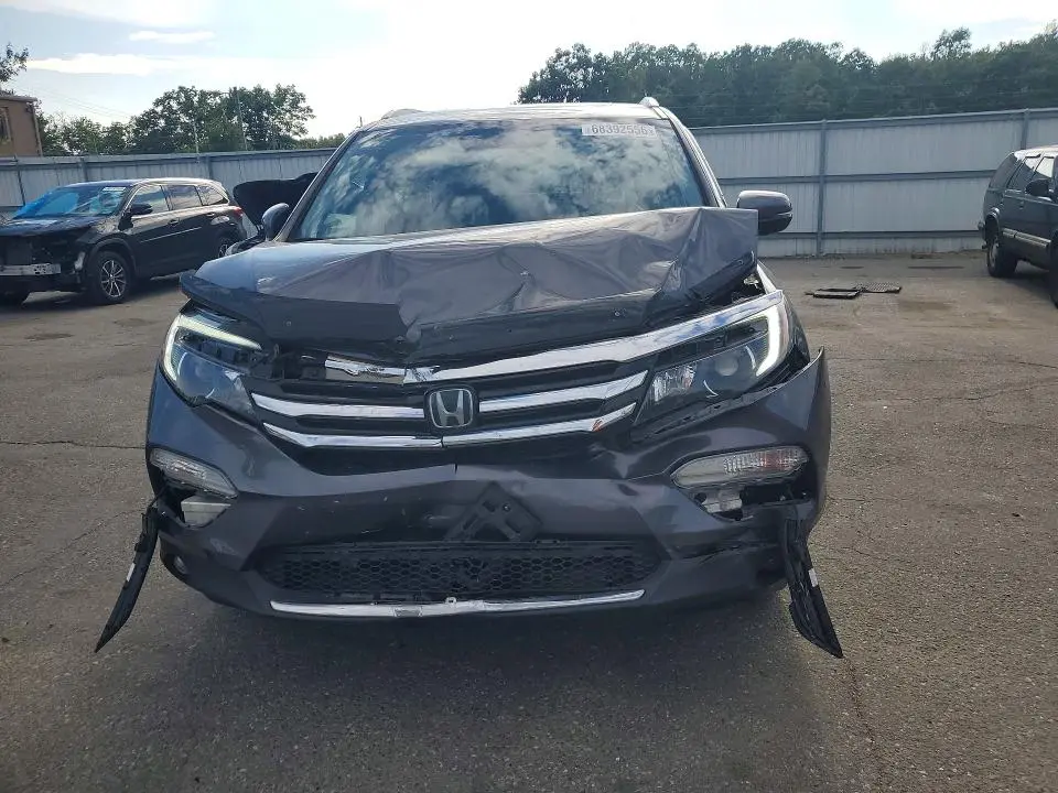 2017 HONDA PILOT TOURING  