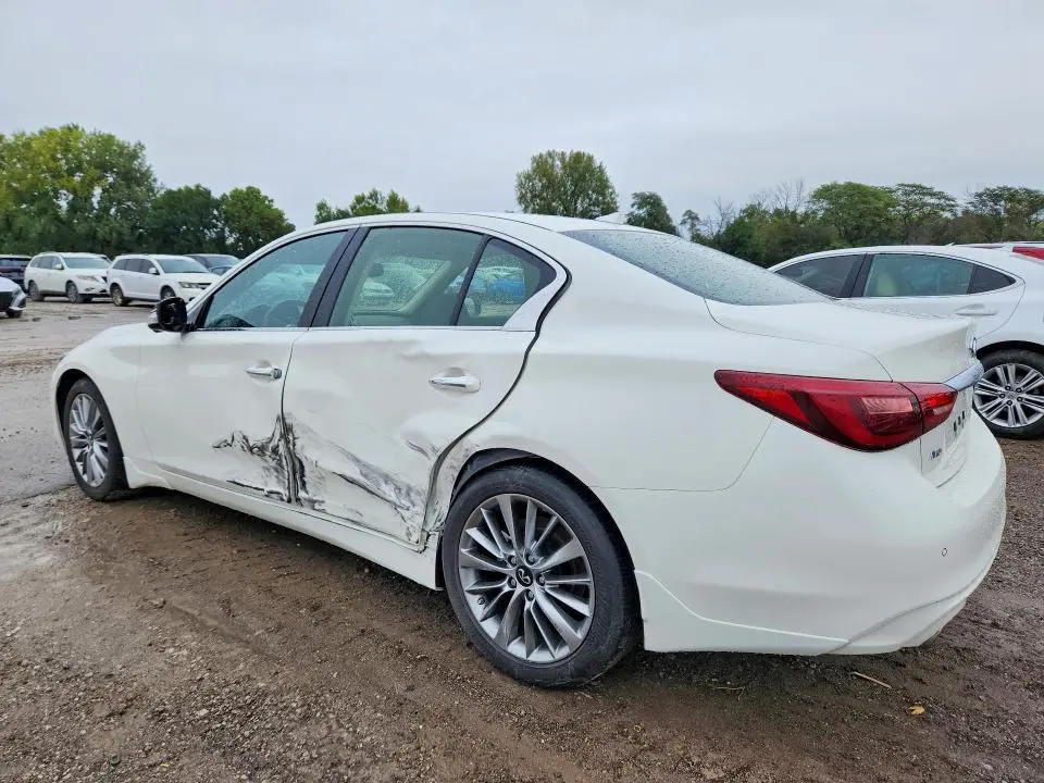 2023 INFINITI Q50 LUXE  