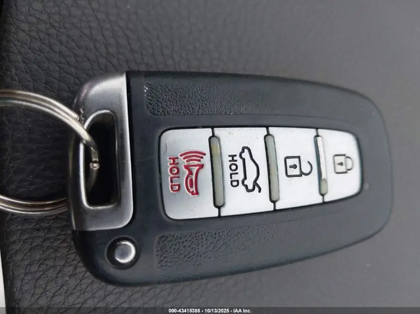 2014 HYUNDAI AZERA LIMITED