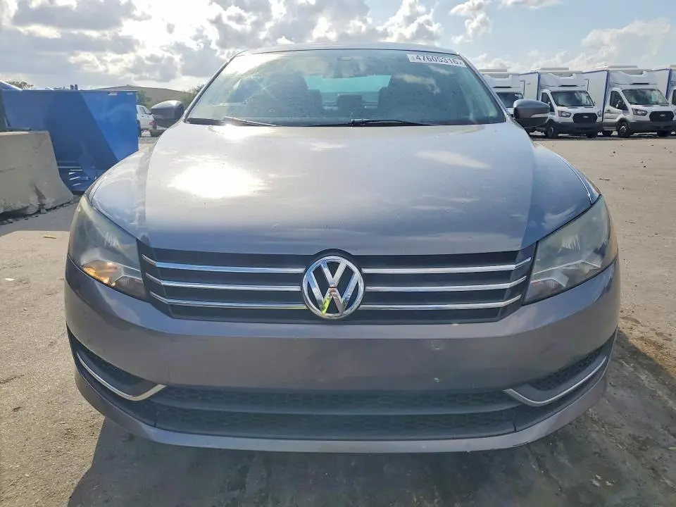 2014 VOLKSWAGEN PASSAT S  