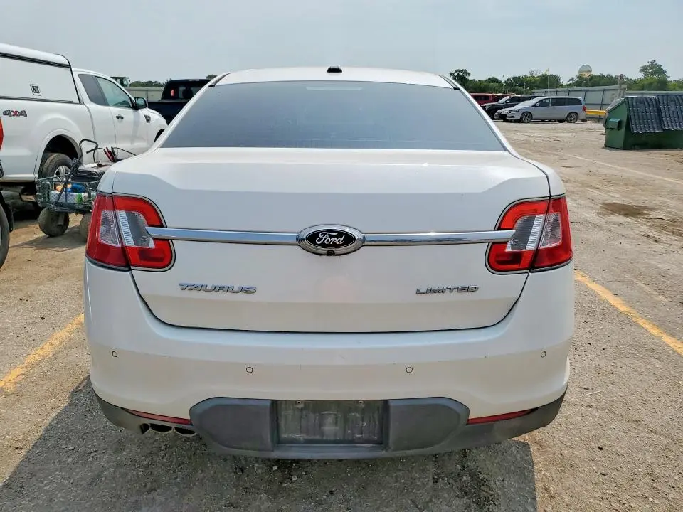 2012 FORD TAURUS LIMITED  