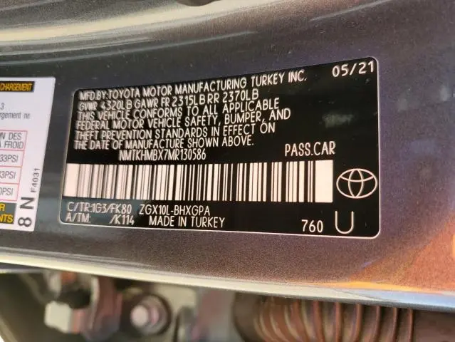 2021 TOYOTA C-HR XLE