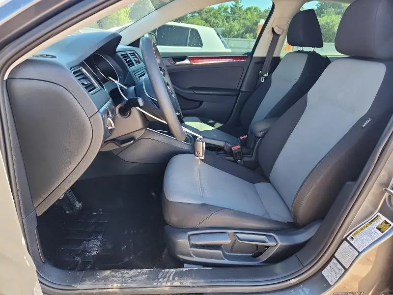 2017 VOLKSWAGEN JETTA S  