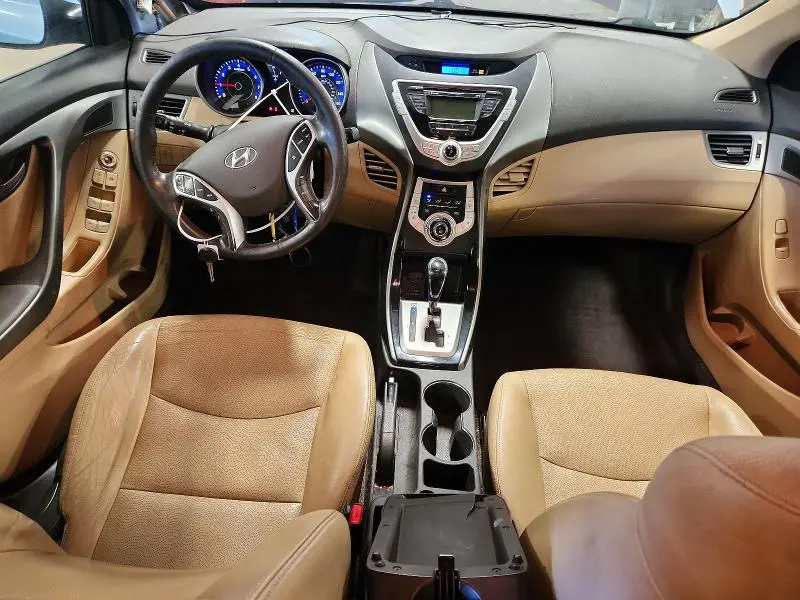 2011 HYUNDAI ELANTRA   