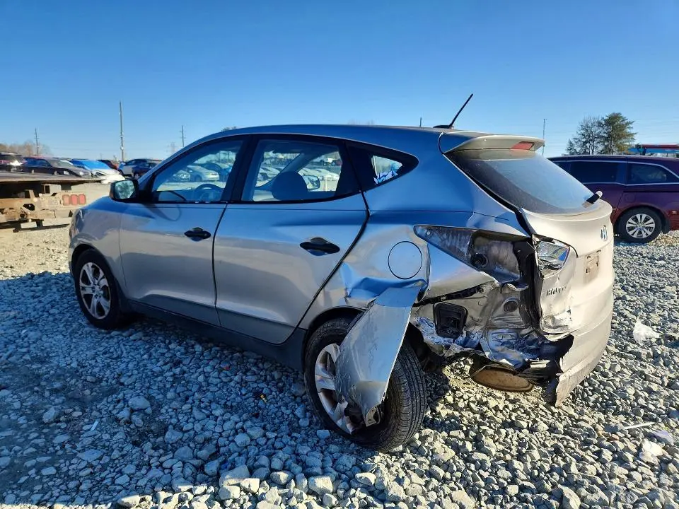 2010 HYUNDAI TUCSON GLS  