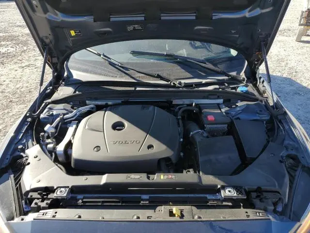 2020 VOLVO S60 T5 MOMENTUM  