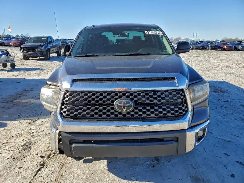 2018 TOYOTA TUNDRA CREWMAX SR5  