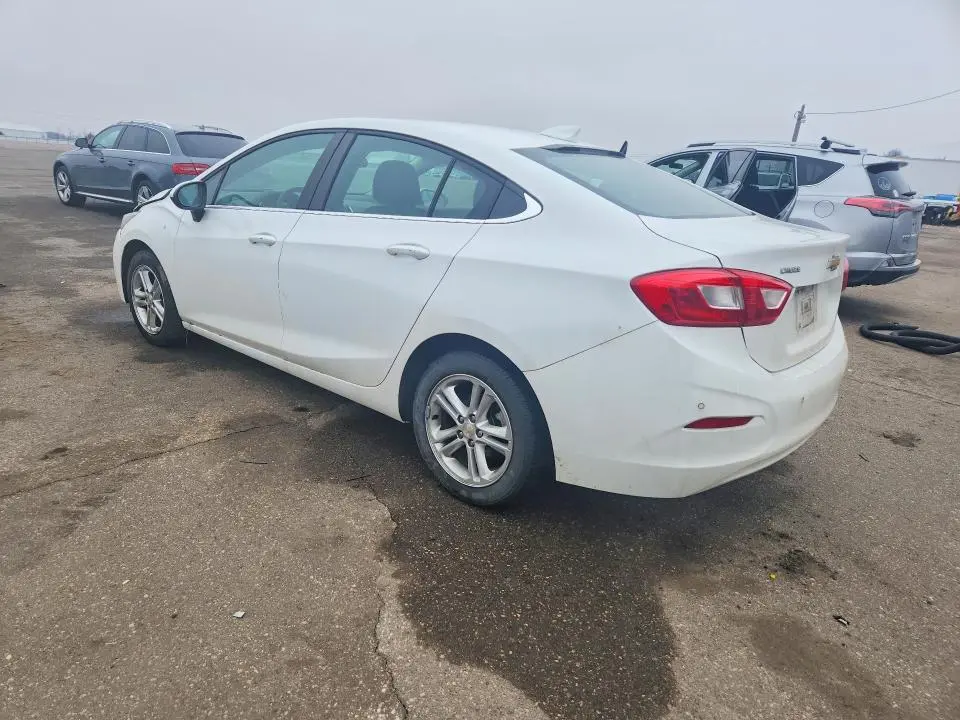 2017 CHEVROLET CRUZE LT  