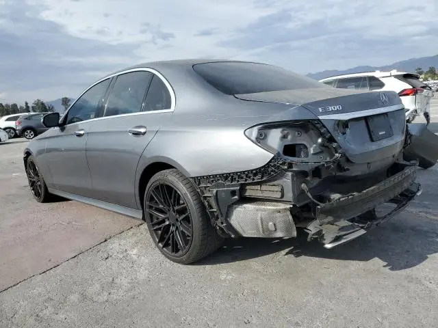 2017 MERCEDES-BENZ E 300 4MATIC  