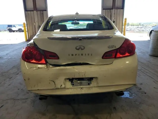 2013 INFINITI G37   