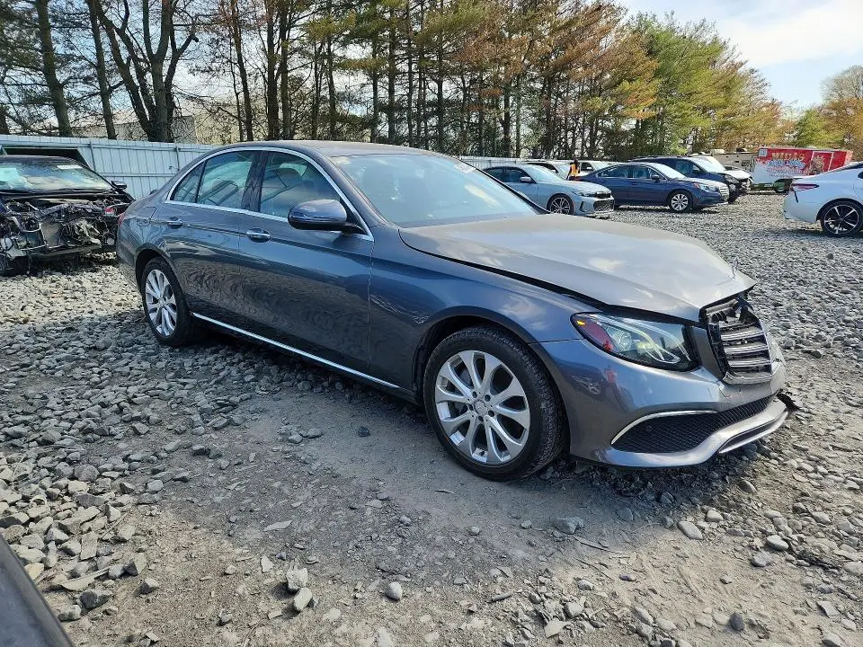 2017 MERCEDES-BENZ E 300 4MATIC  