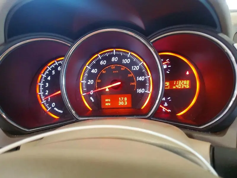 2010 NISSAN MURANO S  
