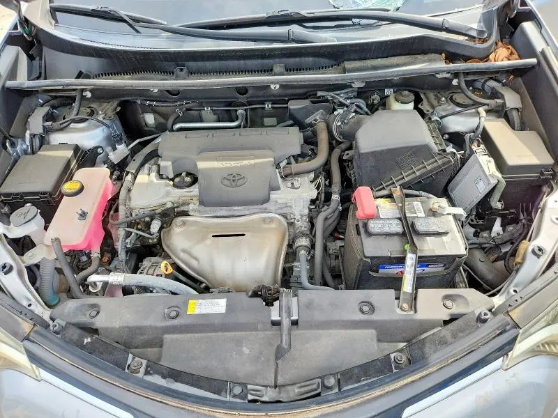 2017 TOYOTA RAV4 XLE  
