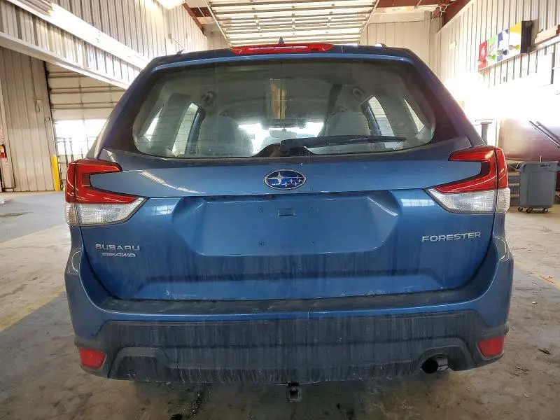 2021 SUBARU FORESTER   