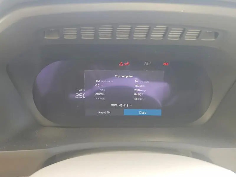 2024 VOLVO XC90 PLUS  