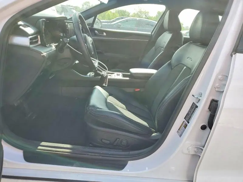 2023 KIA K5 GT LINE  