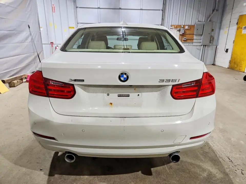 2014 BMW 335 XI  