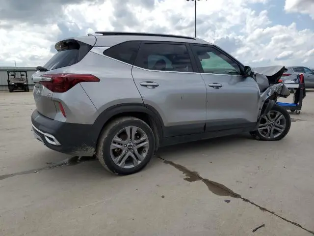 2021 KIA SELTOS S  