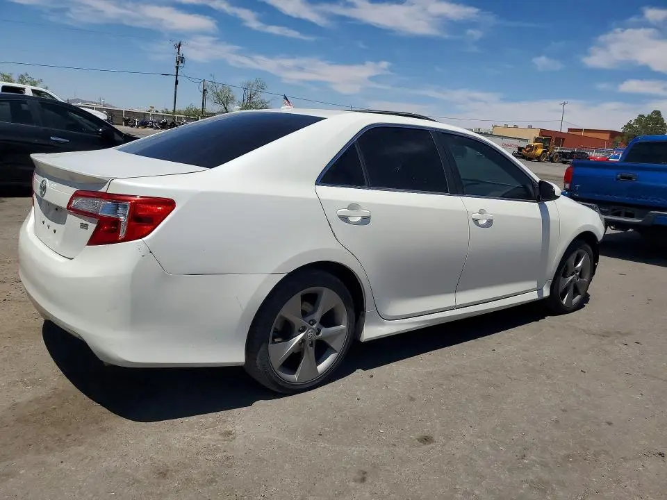 2014 TOYOTA CAMRY SE SPORT  