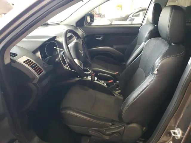 2012 MITSUBISHI OUTLANDER SE  