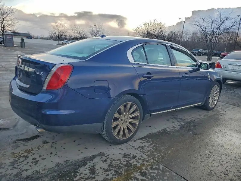 2011 LINCOLN MKS   