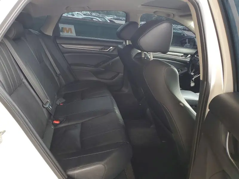 2018 HONDA ACCORD TOURING  