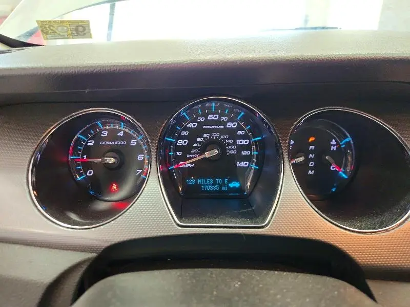 2010 FORD TAURUS SEL  