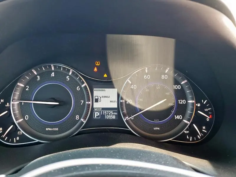 2016 INFINITI QX80   
