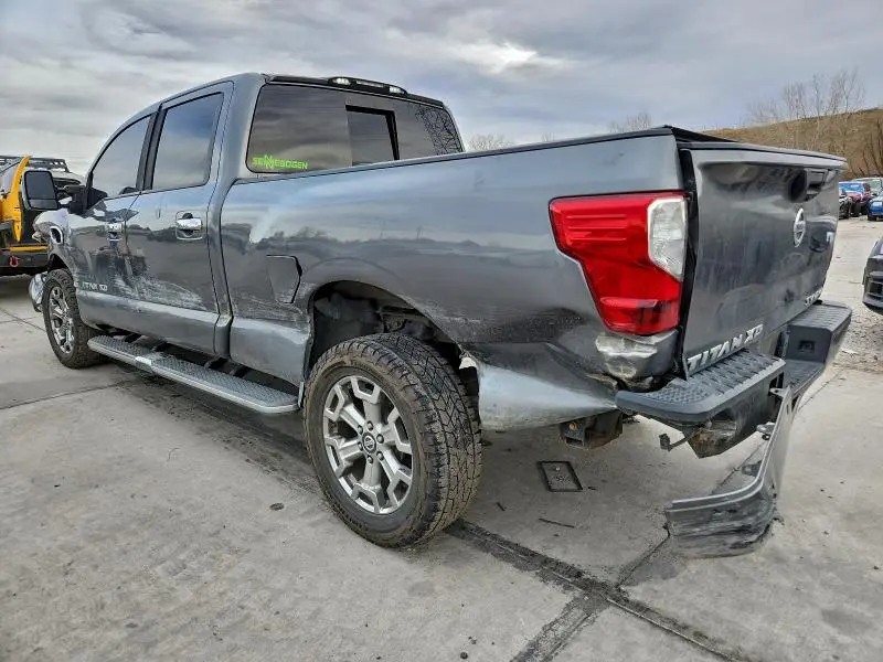 2017 NISSAN TITAN XD SL  