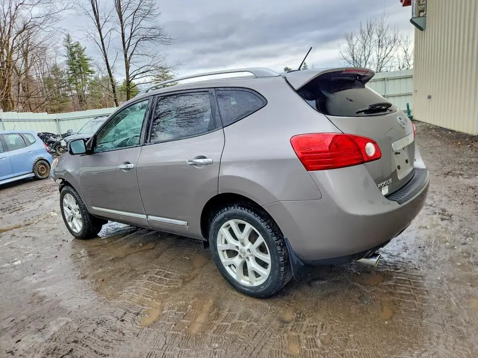 2012 NISSAN ROGUE S  