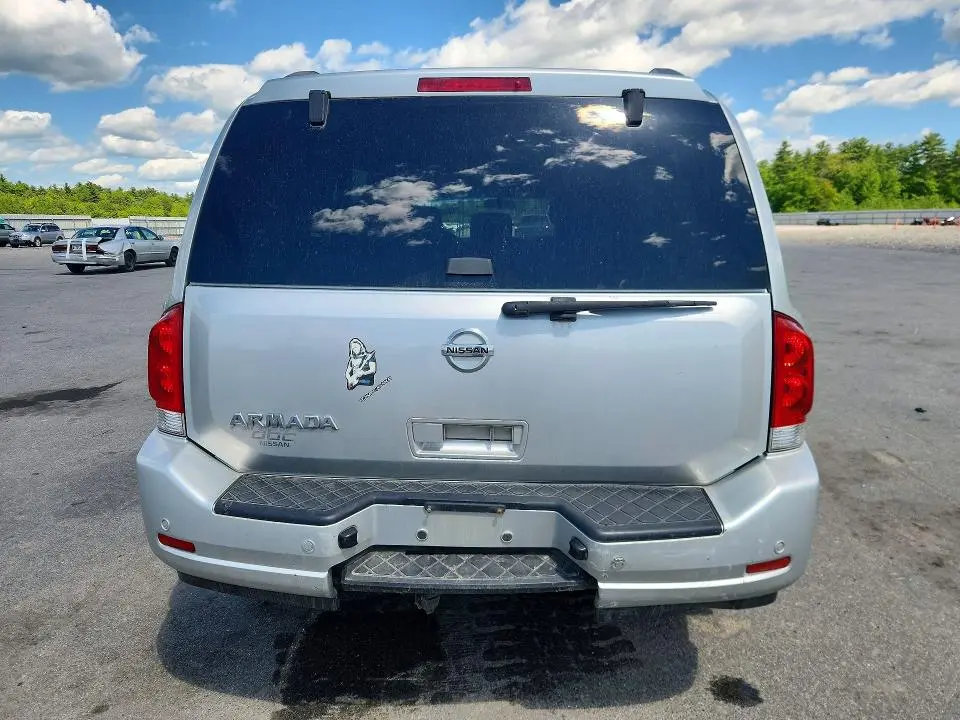 2015 NISSAN ARMADA SV  