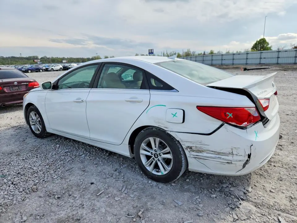 2013 HYUNDAI SONATA GLS  