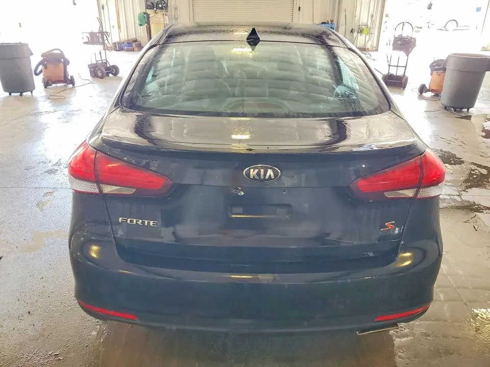 2017 KIA FORTE S  